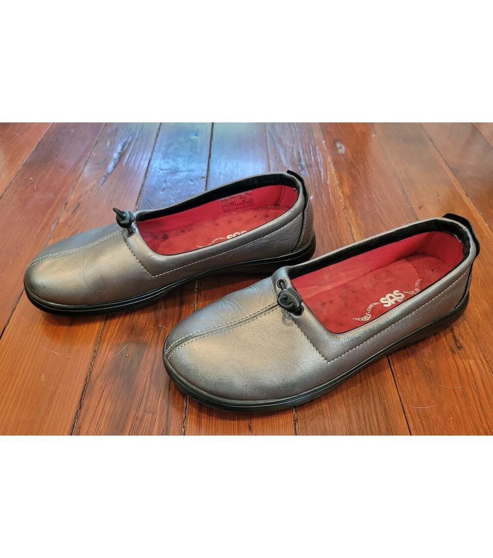 SAS Simplify Flats 9.5M Pewter Leather Quiet Luxury Comfort Shoes